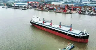 চীনের জিংজিয়াং বন্দর থেকে প্রথম বাণিজ্যিক যাত্রা শুরু করলো বিএসসির ‘এমভি বাংলার প্রগতি’